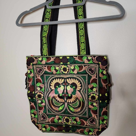 Green Bird Pattern Embroidered Purse - Picture 6 of 16